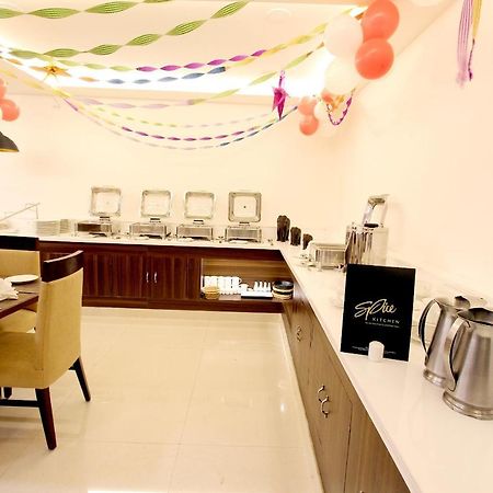 Genx Usha Kiran Agra Hotel Agra  Luaran gambar
