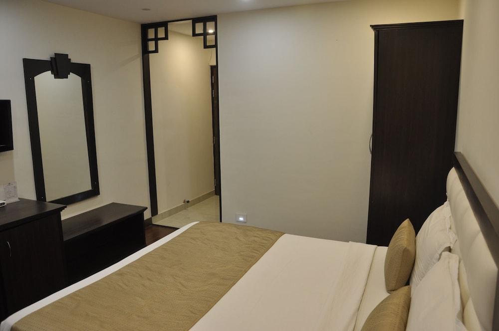 Genx Usha Kiran Agra Hotel Agra  Luaran gambar
