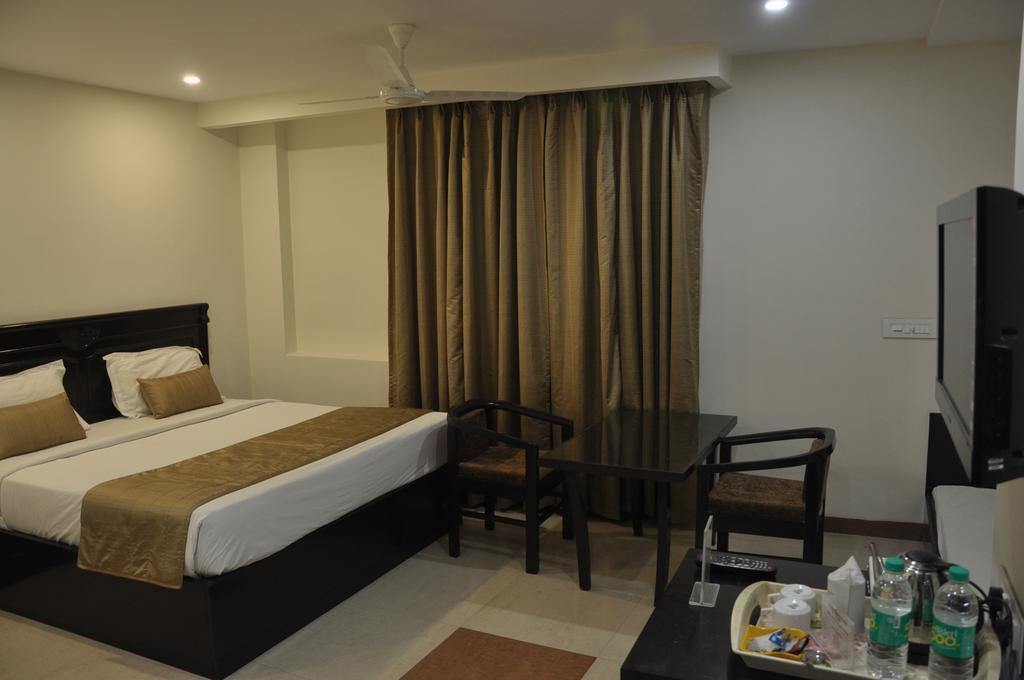 Genx Usha Kiran Agra Hotel Agra  Luaran gambar