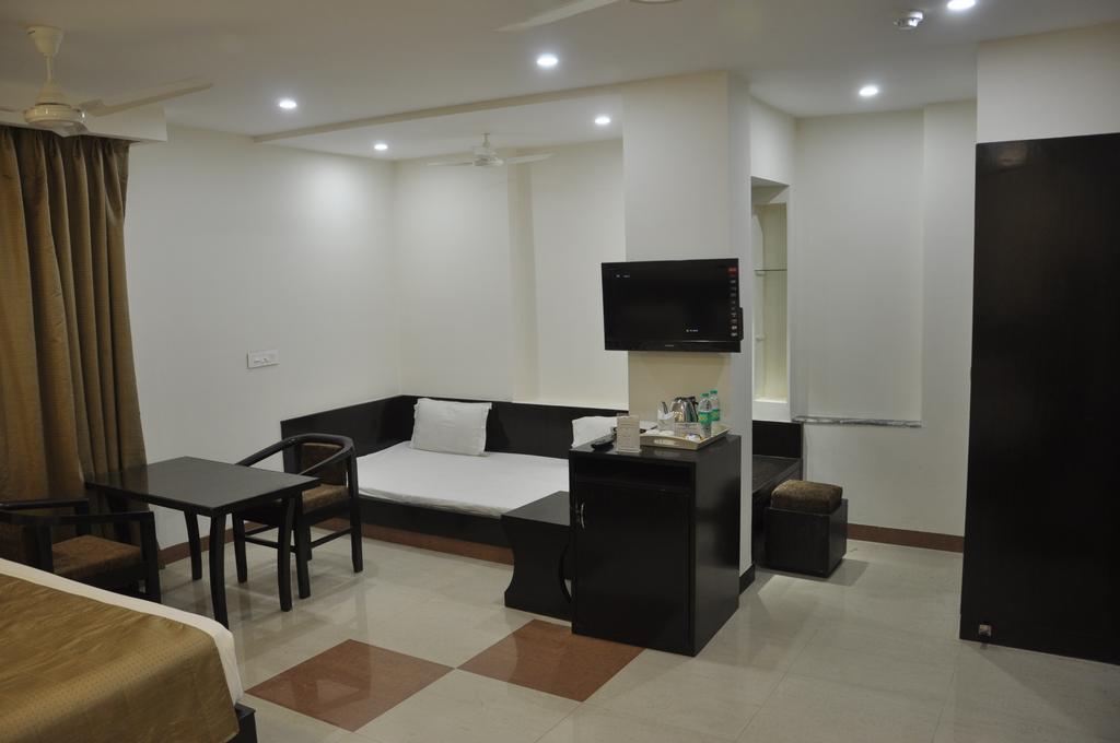 Genx Usha Kiran Agra Hotel Agra  Luaran gambar