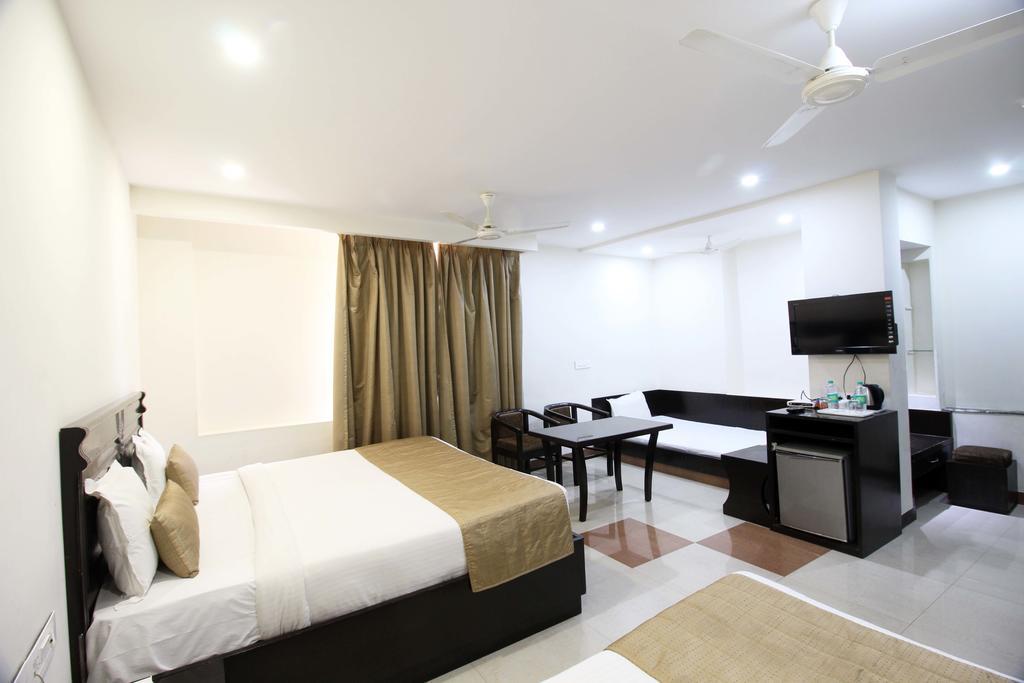 Genx Usha Kiran Agra Hotel Agra  Luaran gambar