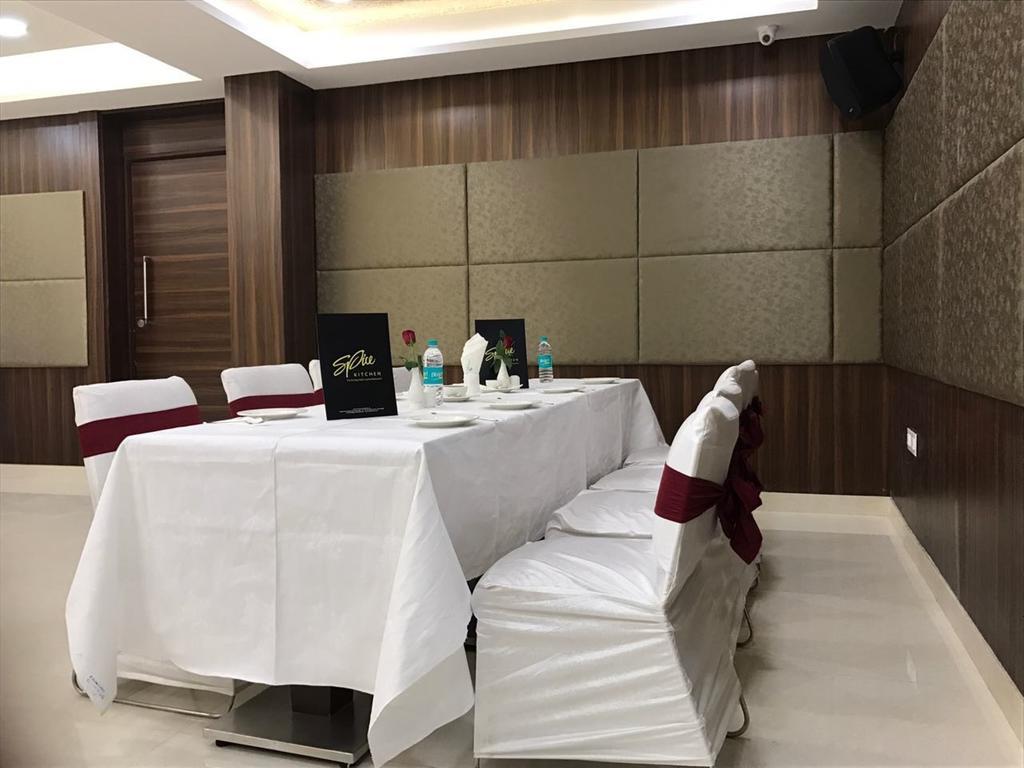 Genx Usha Kiran Agra Hotel Agra  Luaran gambar