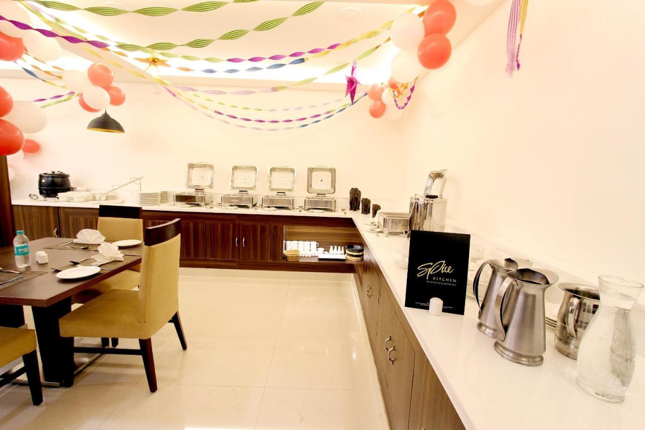 Genx Usha Kiran Agra Hotel Agra  Luaran gambar